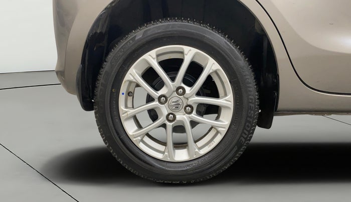 2023 Maruti Swift ZXI CNG, CNG, Manual, 38,643 km, Right Rear Wheel