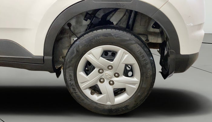 2021 Hyundai VENUE S 1.2, Petrol, Manual, 61,005 km, Left Rear Wheel