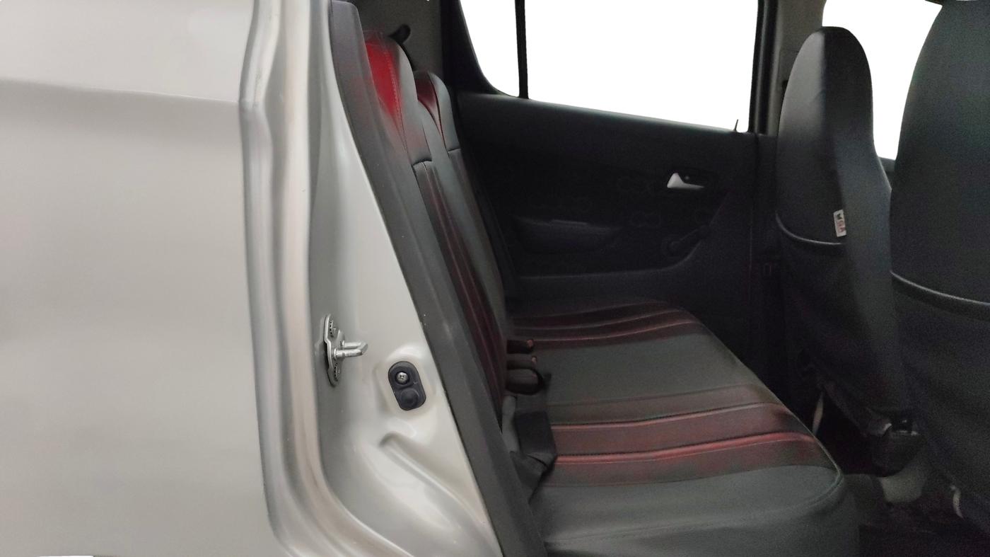 2015 Maruti Alto 800 LXI, Petrol, Manual, 29,898 km, Right Side Rear Door Cabin