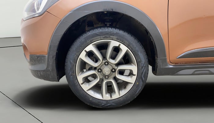 2017 Hyundai i20 Active 1.4 SX, Diesel, Manual, 57,375 km, Left Front Wheel