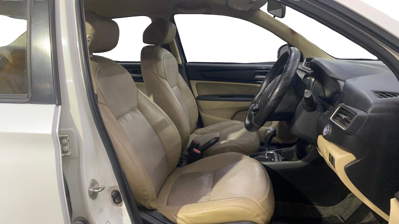 2018 Honda Amaze 1.5L I-DTEC V CVT, Diesel, Automatic, 89,202 km, Right Side Front Door Cabin