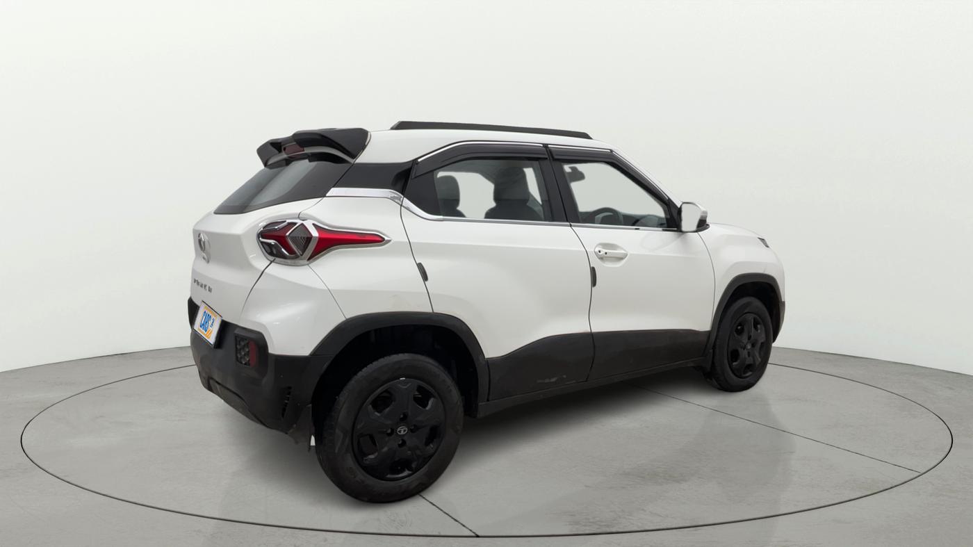 2023 Tata PUNCH ACCOMPLISHED MT, Petrol, Manual, 71,438 km, Right Back Diagonal