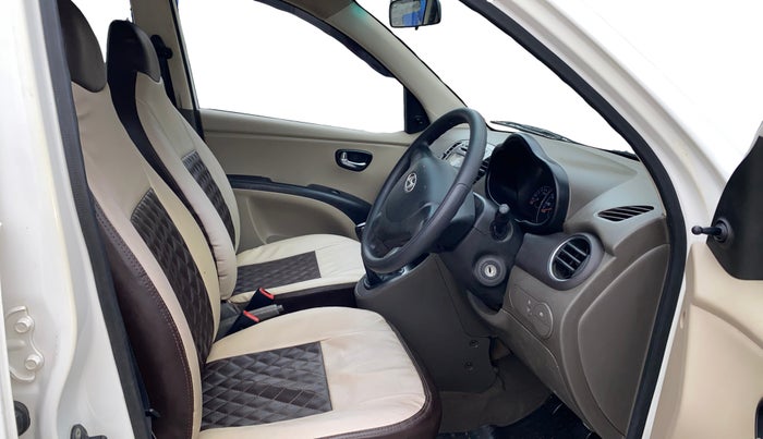 2015 Hyundai i10 SPORTZ 1.1, Petrol, Manual, 65,071 km, Right Side Front Door Cabin