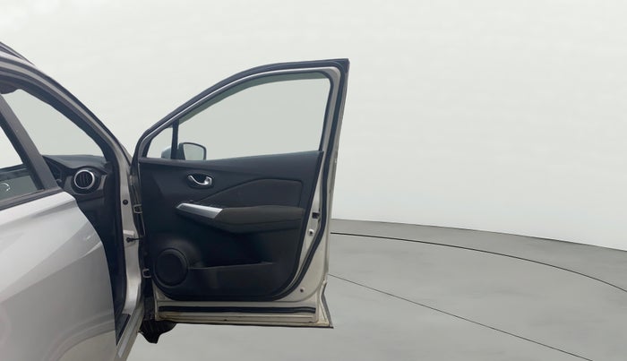 2019 Nissan Kicks XL DIESEL, Diesel, Manual, 66,998 km, RHS Front Door