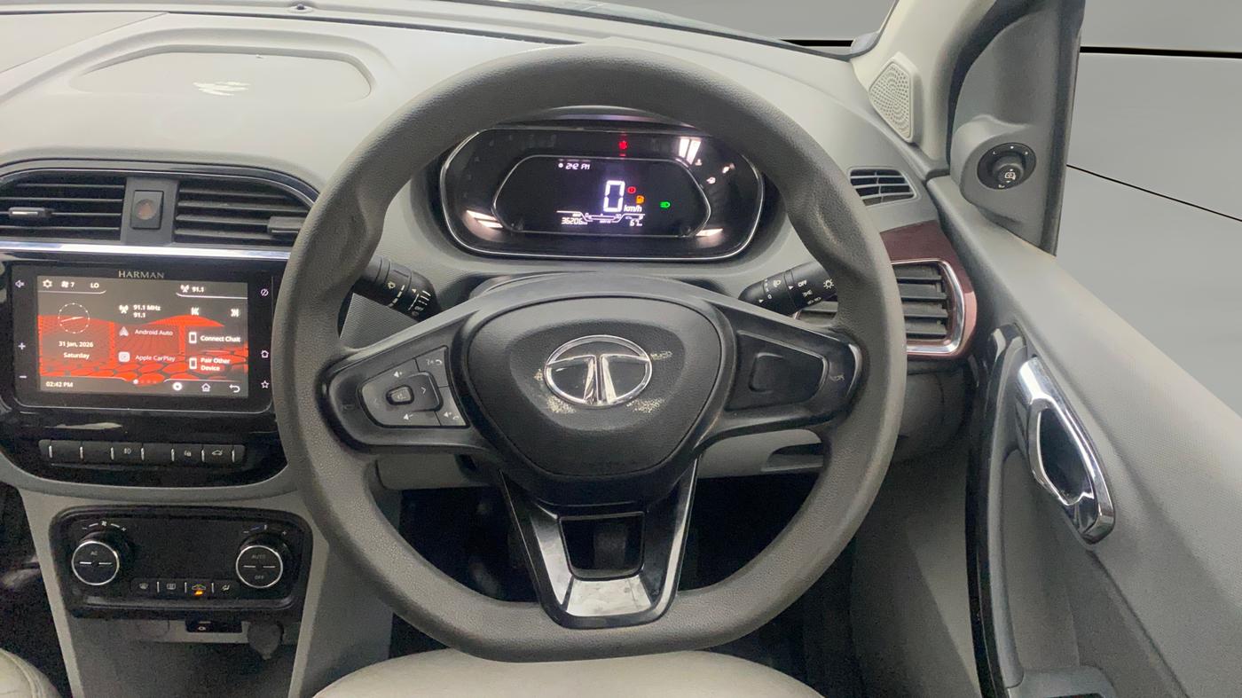 2021 Tata TIGOR XZ PLUS PETROL, Petrol, Manual, 36,219 km, Steering Wheel Close Up