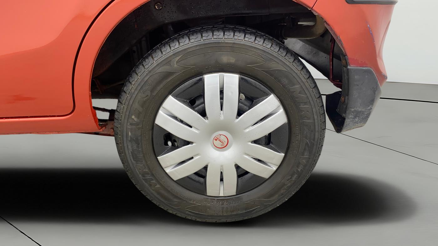 2012 Maruti Alto 800 LXI, Petrol, Manual, 61,107 km, Left Rear Wheel