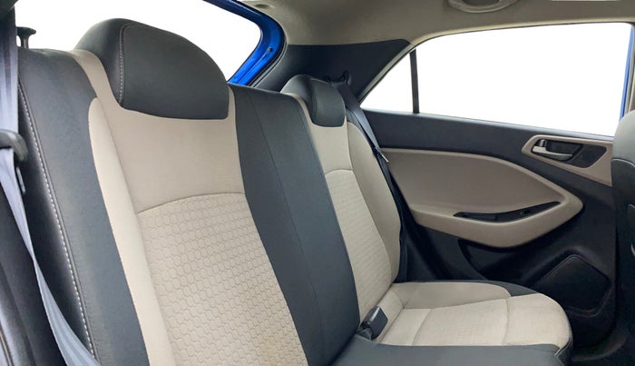 2017 Hyundai Elite i20 SPORTZ 1.2, Petrol, Manual, 38,004 km, Right Side Rear Door Cabin