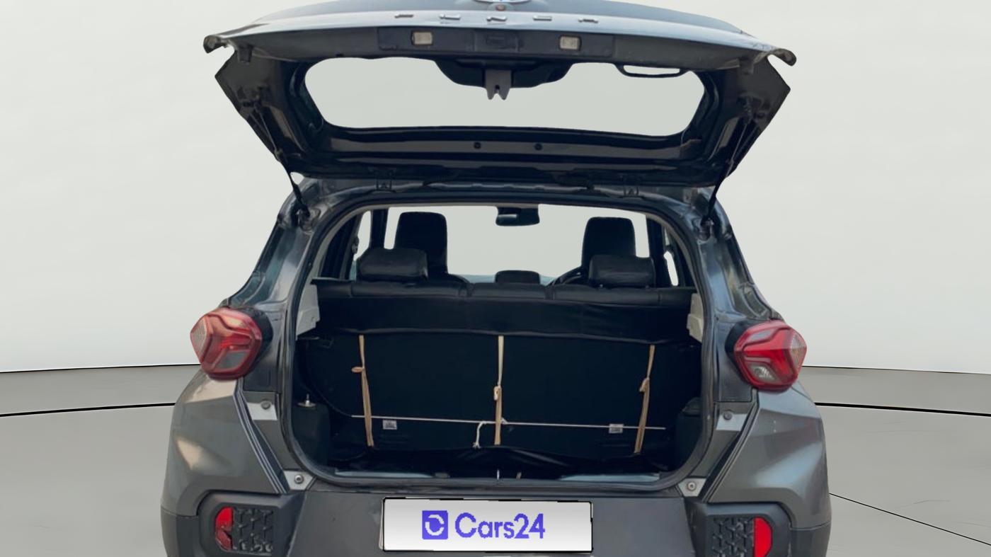 2021 Tata PUNCH CREATIVE  MT, Petrol, Manual, 35,032 km, Boot Door Open
