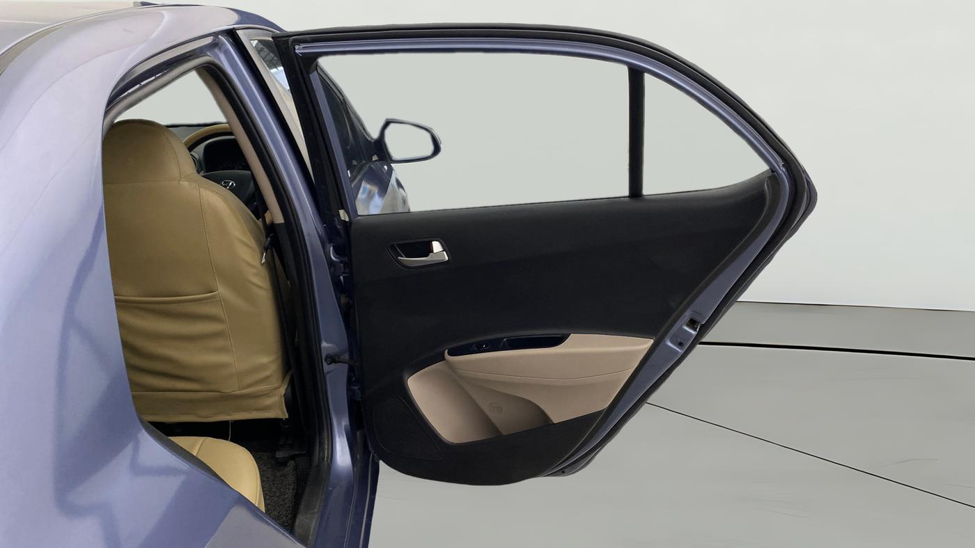 2015 Hyundai Xcent SX AT 1.2 (O), Petrol, Automatic, 50,093 km, RHS Rear Door