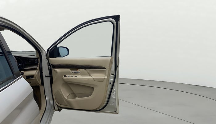 2019 Maruti Ertiga ZXI AT SHVS, Petrol, Automatic, 65,456 km, RHS Front Door