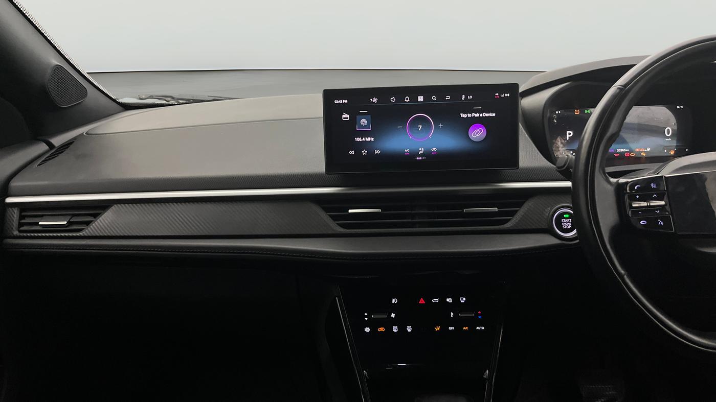 2023 Tata NEXON FEARLESS PURPLE + SUNROOF DUAL TONE 1.2 PETROL, Petrol, Manual, 20,347 km, Air Conditioner