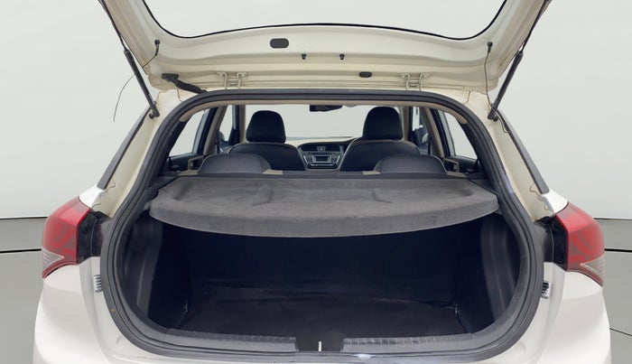 2016 Hyundai Elite i20 SPORTZ 1.2, Petrol, Manual, 47,267 km, Boot Open Zoomed View