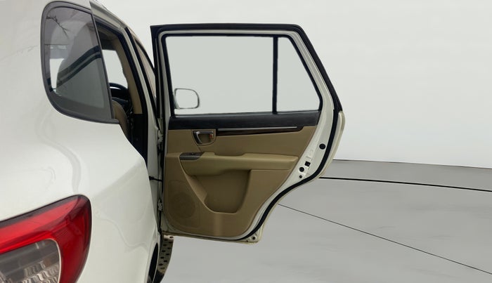 2013 Hyundai Santa Fe 4 WD AT, Diesel, Automatic, 1,22,204 km, RHS Rear Door