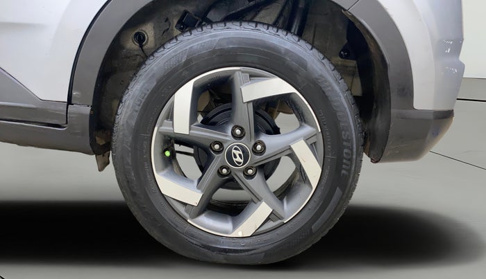 2019 Hyundai VENUE SX 1.0 (O) TURBO, Petrol, Manual, 1,20,117 km, Left Rear Wheel