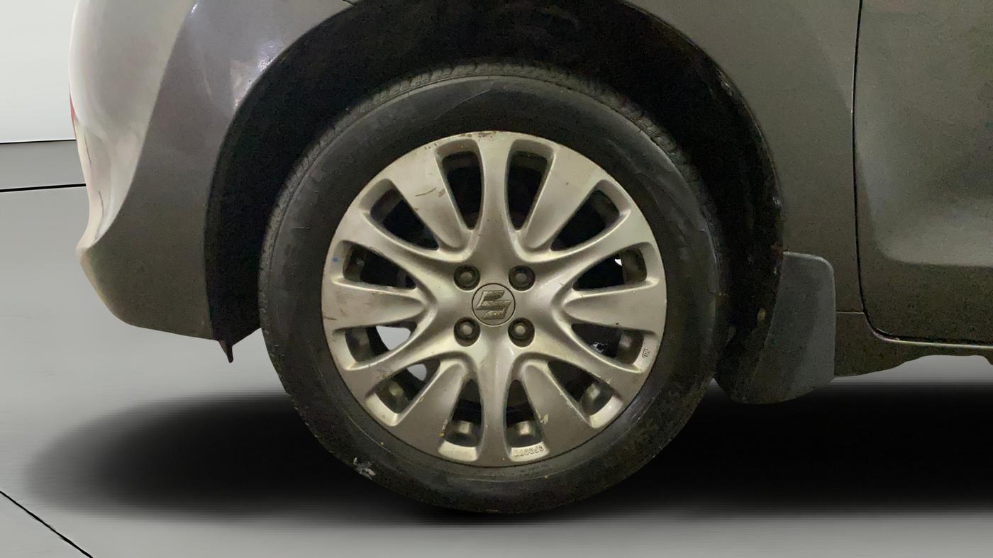 2016 Maruti Baleno ZETA PETROL 1.2, Petrol, Manual, 77,113 km, Left Front Wheel