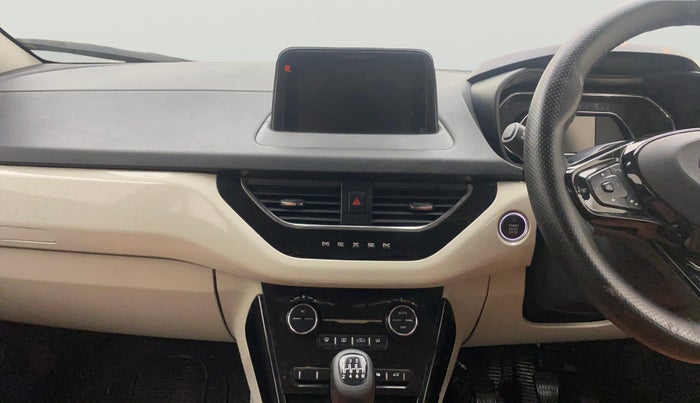 2022 Tata NEXON XZ PLUS (O) PETROL, Petrol, Manual, 70,567 km, Air Conditioner