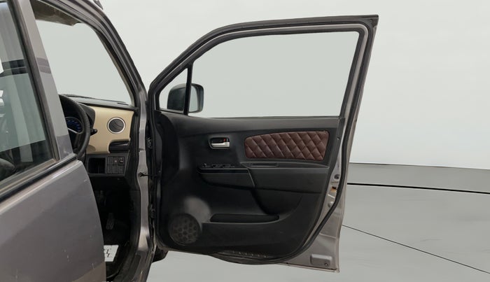 2018 Maruti Wagon R 1.0 VXI, Petrol, Manual, 73,249 km, RHS Front Door