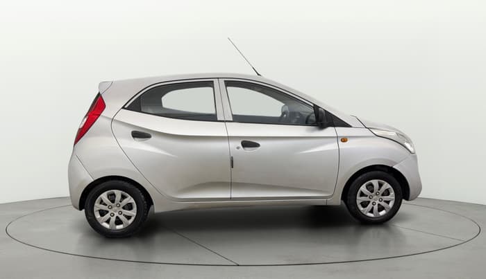 2015 Hyundai Eon MAGNA +, Petrol, Manual, 43,518 km, Right Side View