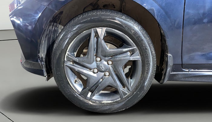 2021 Hyundai NEW I20 SPORTZ 1.2 AT, Petrol, Automatic, 24,998 km, Left Front Wheel