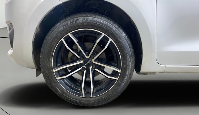 2021 Maruti Swift LXI, Petrol, Manual, 62,976 km, Left Front Wheel