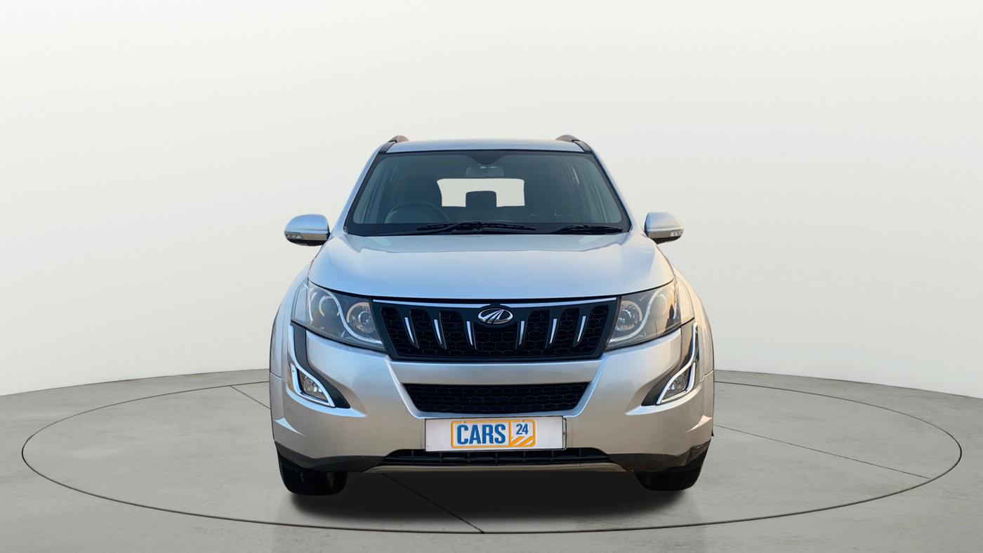 2017 Mahindra XUV500 W6, Diesel, Manual, 1,18,431 km, Front