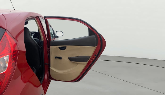 2015 Hyundai Eon MAGNA +, Petrol, Manual, 95,923 km, RHS Rear Door