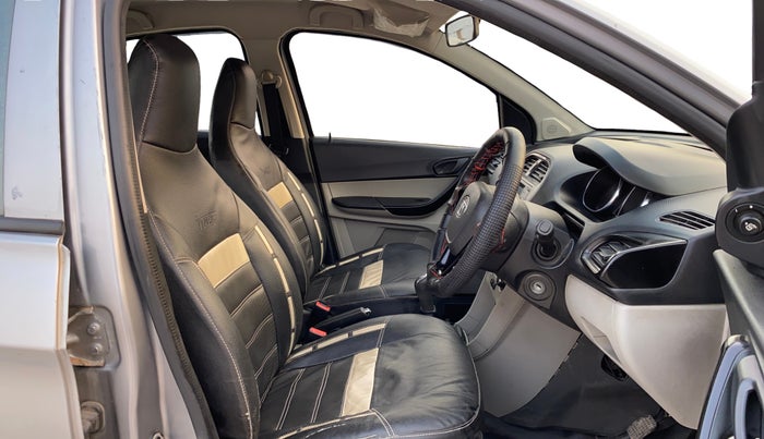 2019 Tata Tiago XT PETROL, CNG, Manual, 1,15,357 km, Right Side Front Door Cabin