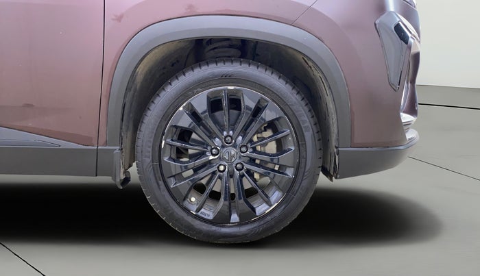 2021 MG HECTOR PLUS SELECT 2.0 DIESEL TURBO MT 7-STR, Diesel, Manual, 72,419 km, Right Front Wheel