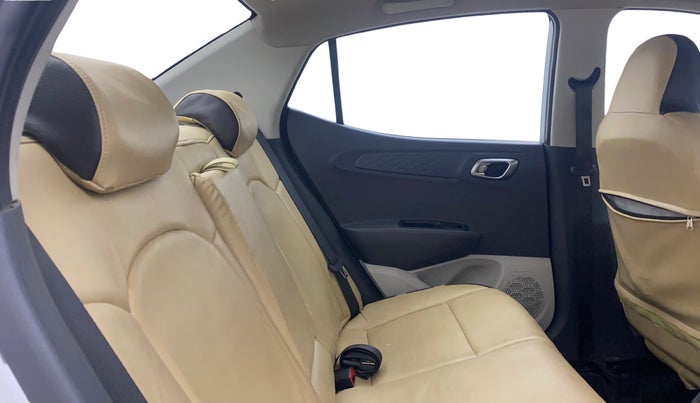 2021 Hyundai AURA SX PLUS 1.2 AMT, Petrol, Automatic, 26,881 km, Right Side Rear Door Cabin