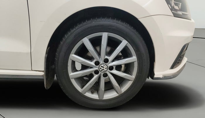 2019 Volkswagen Vento HIGHLINE PLUS 1.2 AT, Petrol, Automatic, 55,875 km, Right Front Wheel