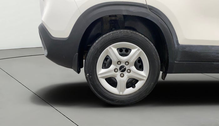 2023 KIA SELTOS  HTK 1.5 PETROL MT, Petrol, Manual, 20,556 km, Right Rear Wheel