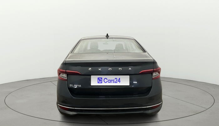 2022 Skoda SLAVIA STYLE 1.0L TSI MT, Petrol, Manual, 63,975 km, Back/Rear