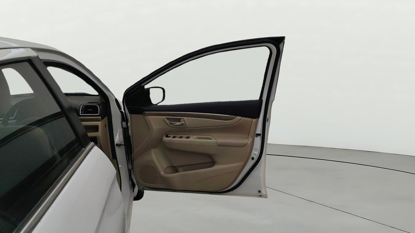 2020 Maruti Ciaz ALPHA 1.5 SHVS PETROL, Petrol, Manual, 47,409 km, RHS Front Door