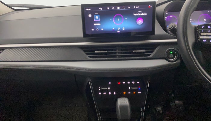 2025 Tata NEXON Fearless Plus (PS) 1.2 iCNG 6MT Dual Tone, CNG, Manual, 15,521 km, Air Conditioner