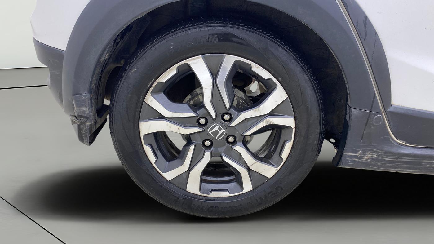 2018 Honda WR-V 1.2L I-VTEC VX MT, CNG, Manual, 1,24,680 km, Right Rear Wheel