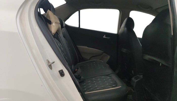 2014 Hyundai Xcent SX 1.2 (O), Petrol, Manual, 1,08,074 km, Right Side Rear Door Cabin