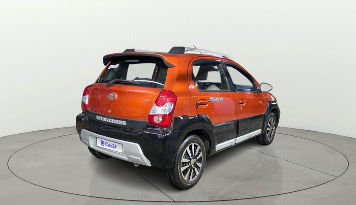 2017 Toyota Etios CROSS 1.2 G, Petrol, Manual, 1,09,423 km, Right Back Diagonal