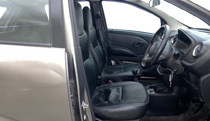 2017 Datsun Redi Go T (O), Petrol, Manual, 77,322 km, Right Side Front Door Cabin