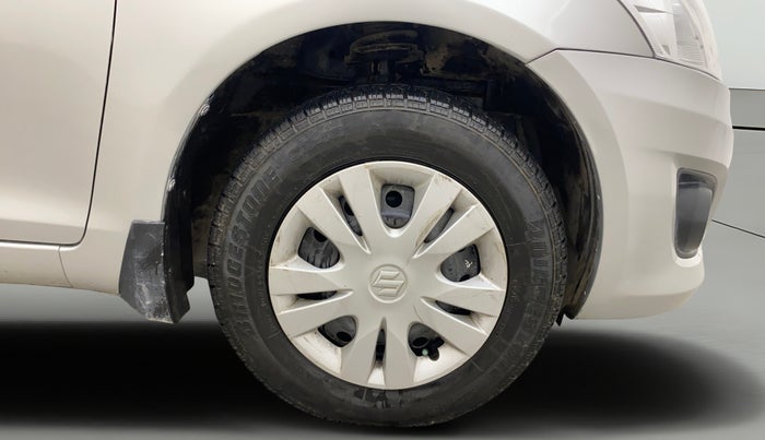 2013 Maruti Swift Dzire VXI, Petrol, Manual, 97,902 km, Right Front Wheel