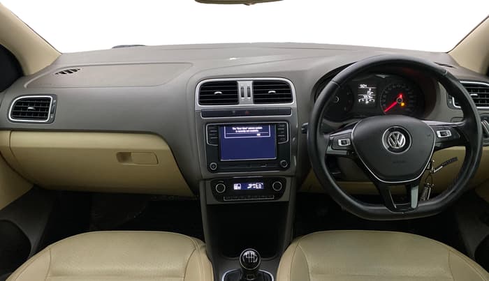 2020 Volkswagen Vento HIGHLINE 1.0L TSI, Petrol, Manual, 72,576 km, Dashboard