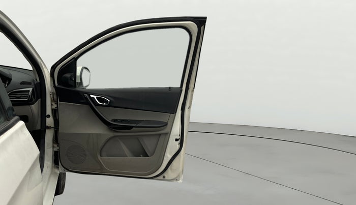 2019 Tata Tiago XZA PLUS PETROL, Petrol, Automatic, 63,758 km, RHS Front Door