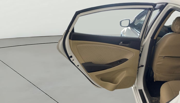 2017 Hyundai Verna 1.6 VTVT SX, Petrol, Manual, 73,546 km, LHS Rear Door