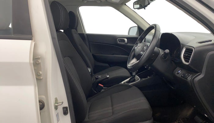 2020 Hyundai VENUE SX PLUS 1.0 TURBO DCT, Petrol, Automatic, 55,043 km, Right Side Front Door Cabin