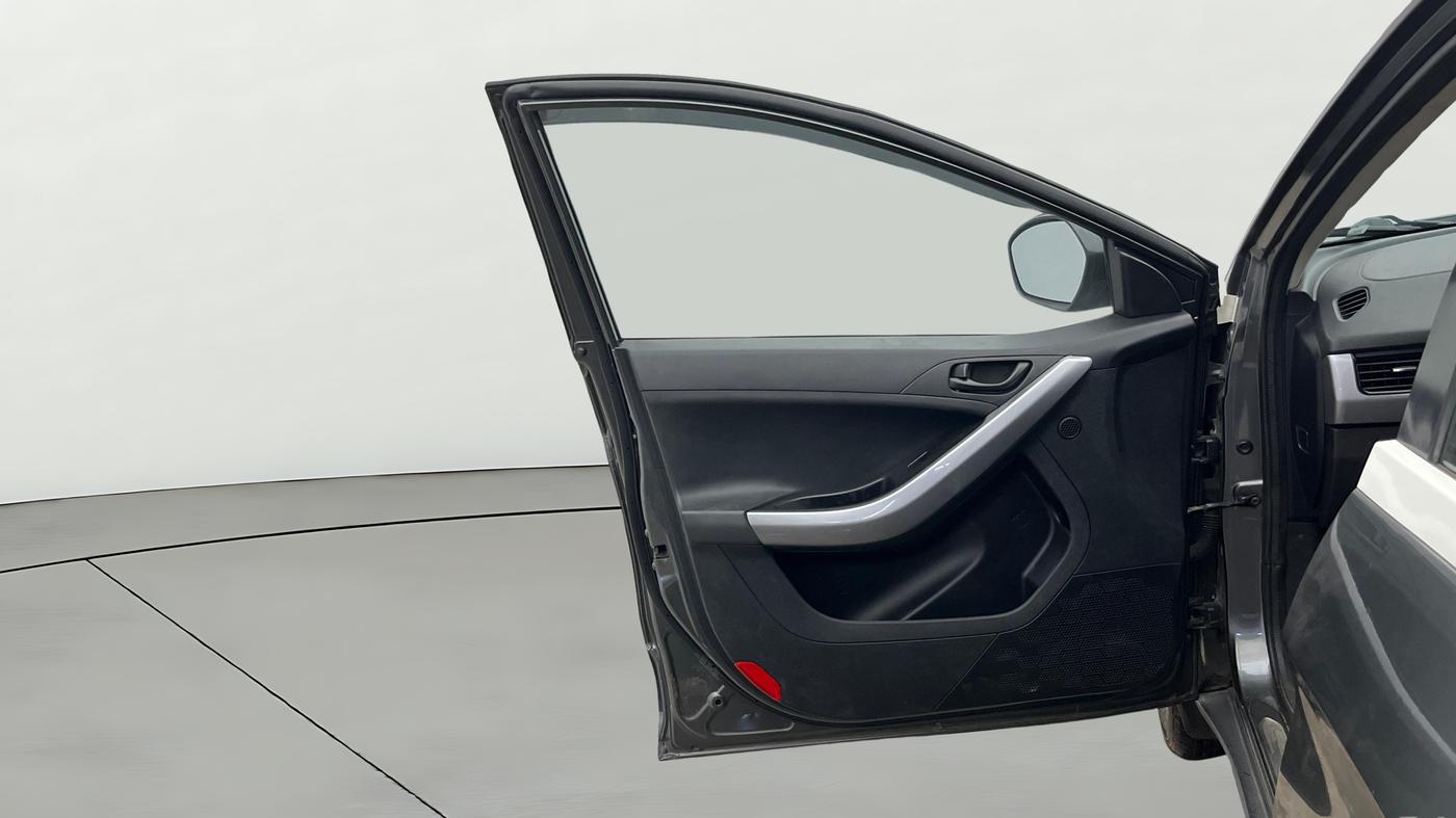 2020 Tata NEXON XM PETROL, Petrol, Manual, 54,343 km, LHS Front Door