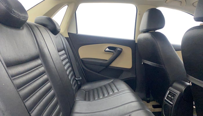 2016 Volkswagen Ameo HIGHLINE1.5L, Diesel, Manual, 85,591 km, Right Side Rear Door Cabin