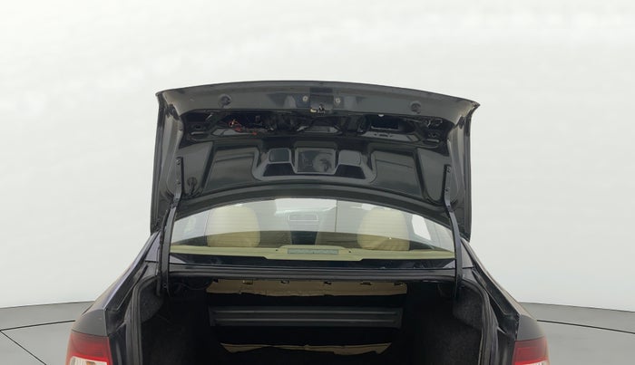 2018 Skoda Rapid AMBITION 1.6 MPI AT, Petrol, Automatic, 56,449 km, Boot Door Open