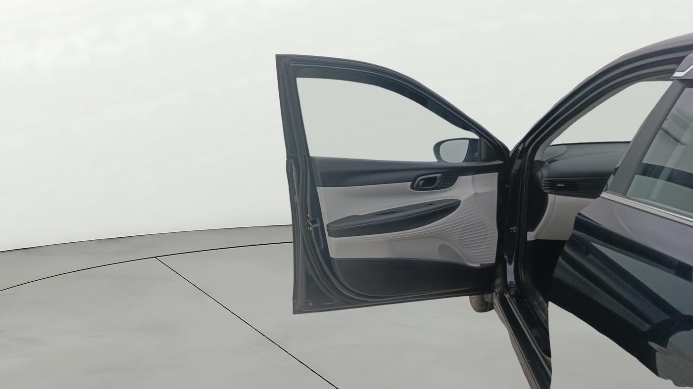 2024 Hyundai NEW I20 Sportz (O) 1.2 IVT, Petrol, Automatic, 9,611 km, LHS Front Door