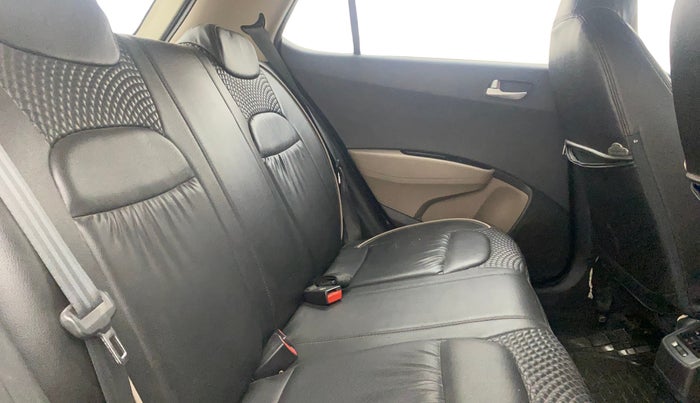 2014 Hyundai Grand i10 SPORTZ 1.2 KAPPA VTVT, Petrol, Manual, 41,453 km, Right Side Rear Door Cabin