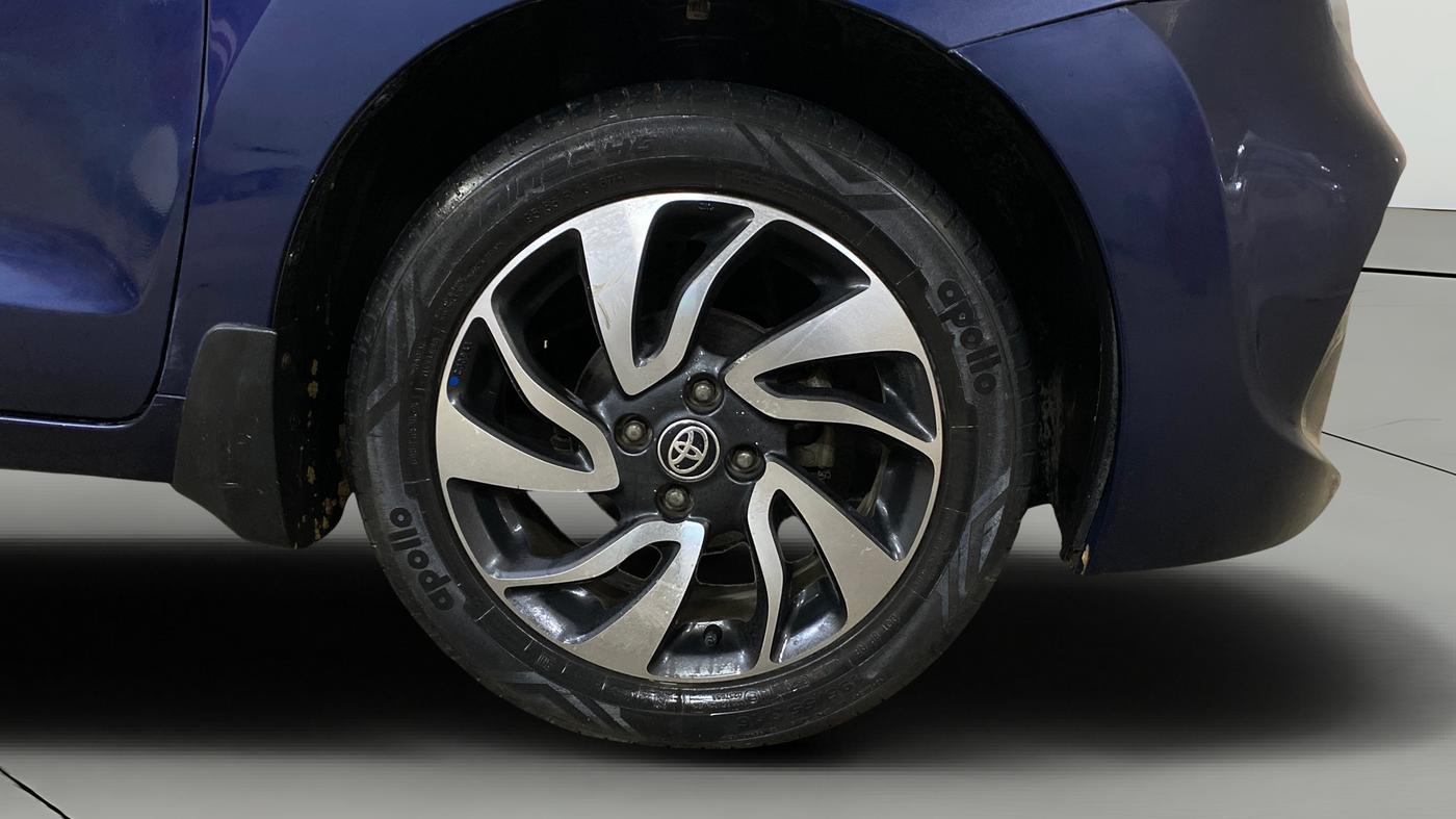 2020 Toyota Glanza V CVT, Petrol, Automatic, 35,285 km, Right Front Wheel