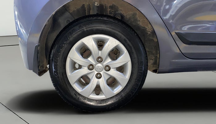 2015 Hyundai Elite i20 SPORTZ 1.2 (O), Petrol, Manual, 13,423 km, Right Rear Wheel